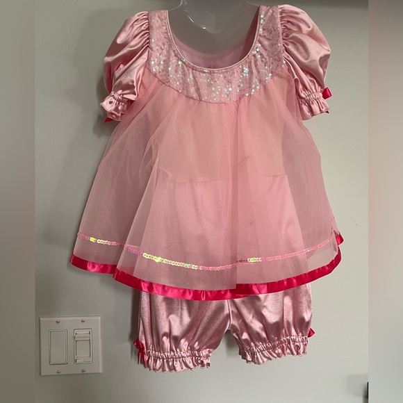 Revolution Babydoll style dance costume - Picture 2 of 3